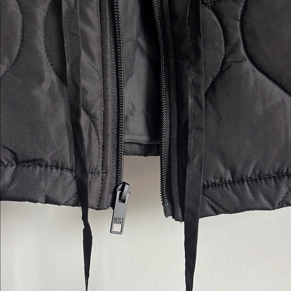 New With Tags Black Marc New York Puffer Vest Size Medium - Picture 2 of 8